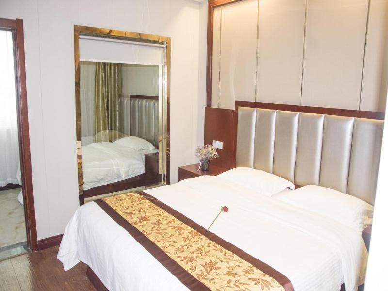 Greentree Inn Jiangsu Wuxi Jiangyin City Qingyang Town Fuqian Road Express Hotel Bagian luar foto